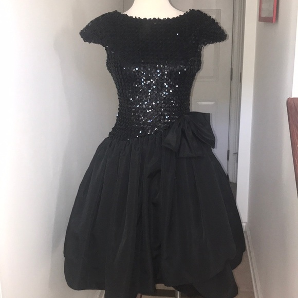 Vintage Huey Waltzer for Darcy Pouf Sequin Sz6 😘 - Picture 2 of 8